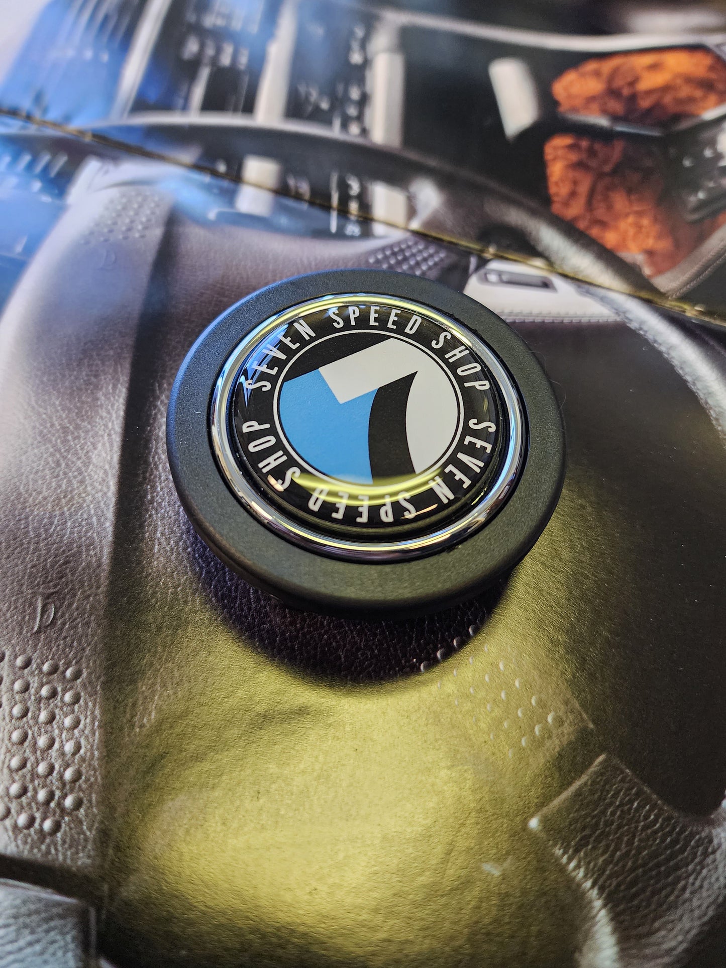 7 speed shop Roundel horn button