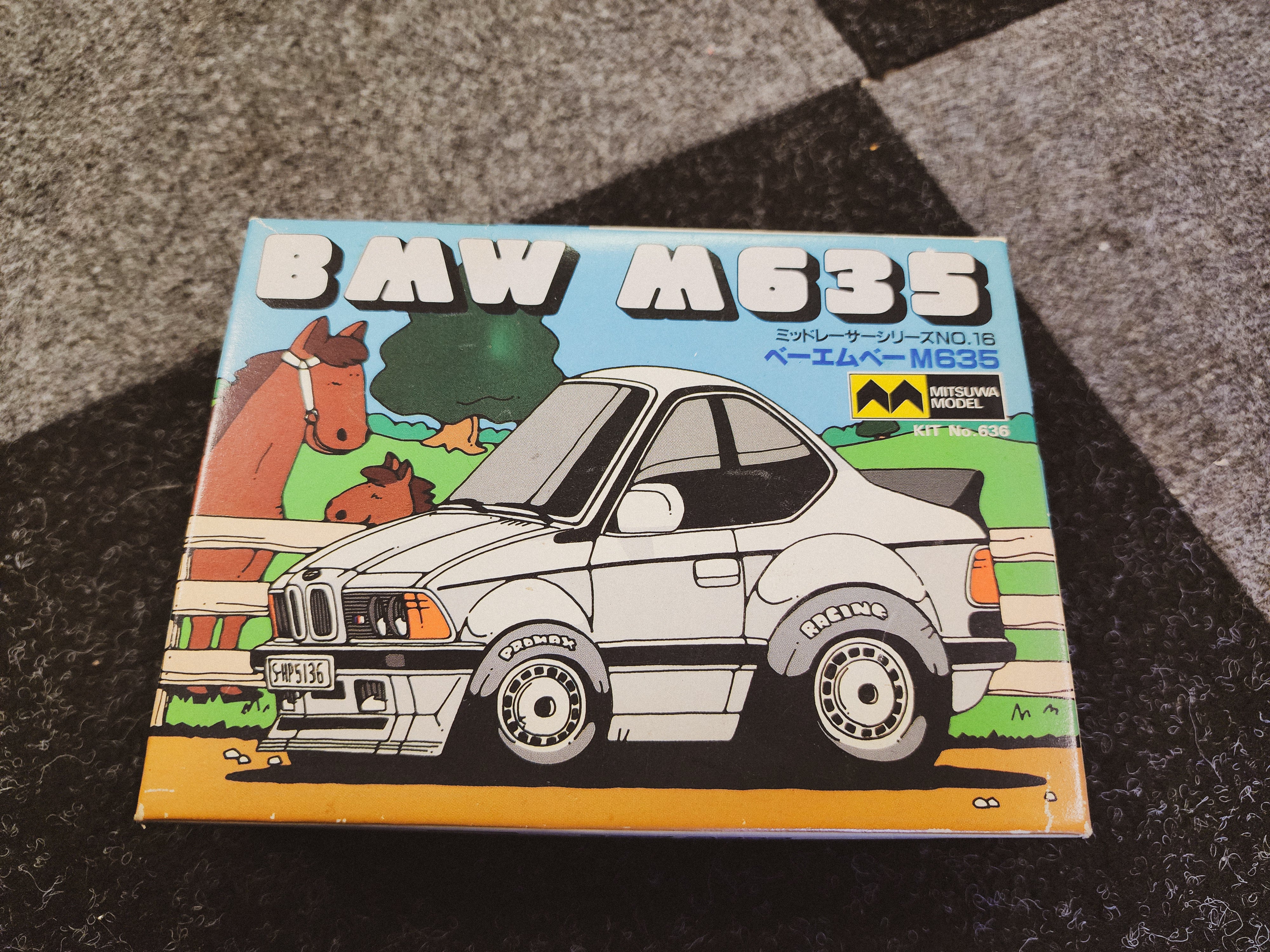 Bmw E24 635csi Mitsuwa model m635 cartoon style scale model