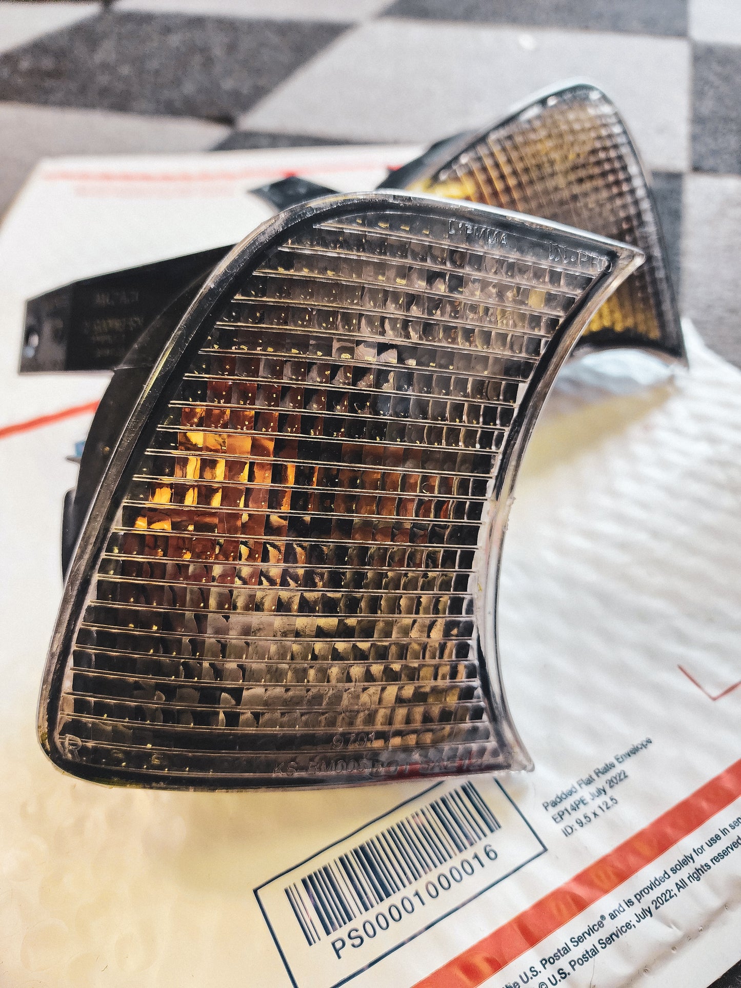 E34 In-pro Inpro light smoke with amber insert corner turn signal lights