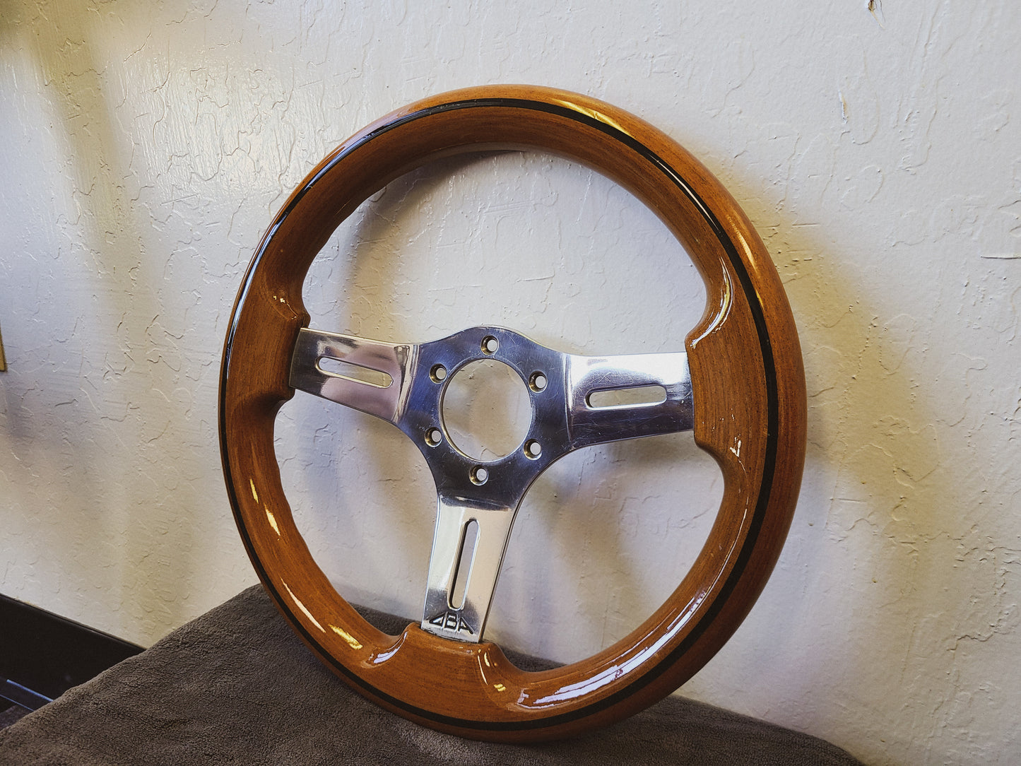 O.B.A wood steering wheel 325mm