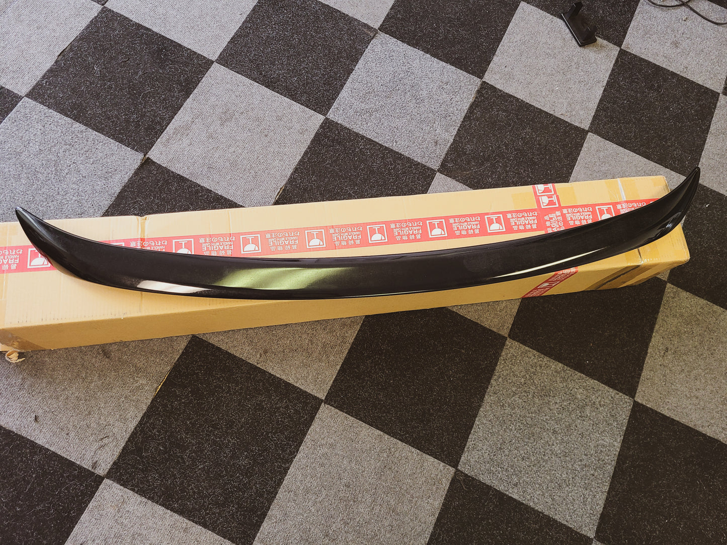 Lexus LS460 LS600hl ver.S OEM rear spoiler
