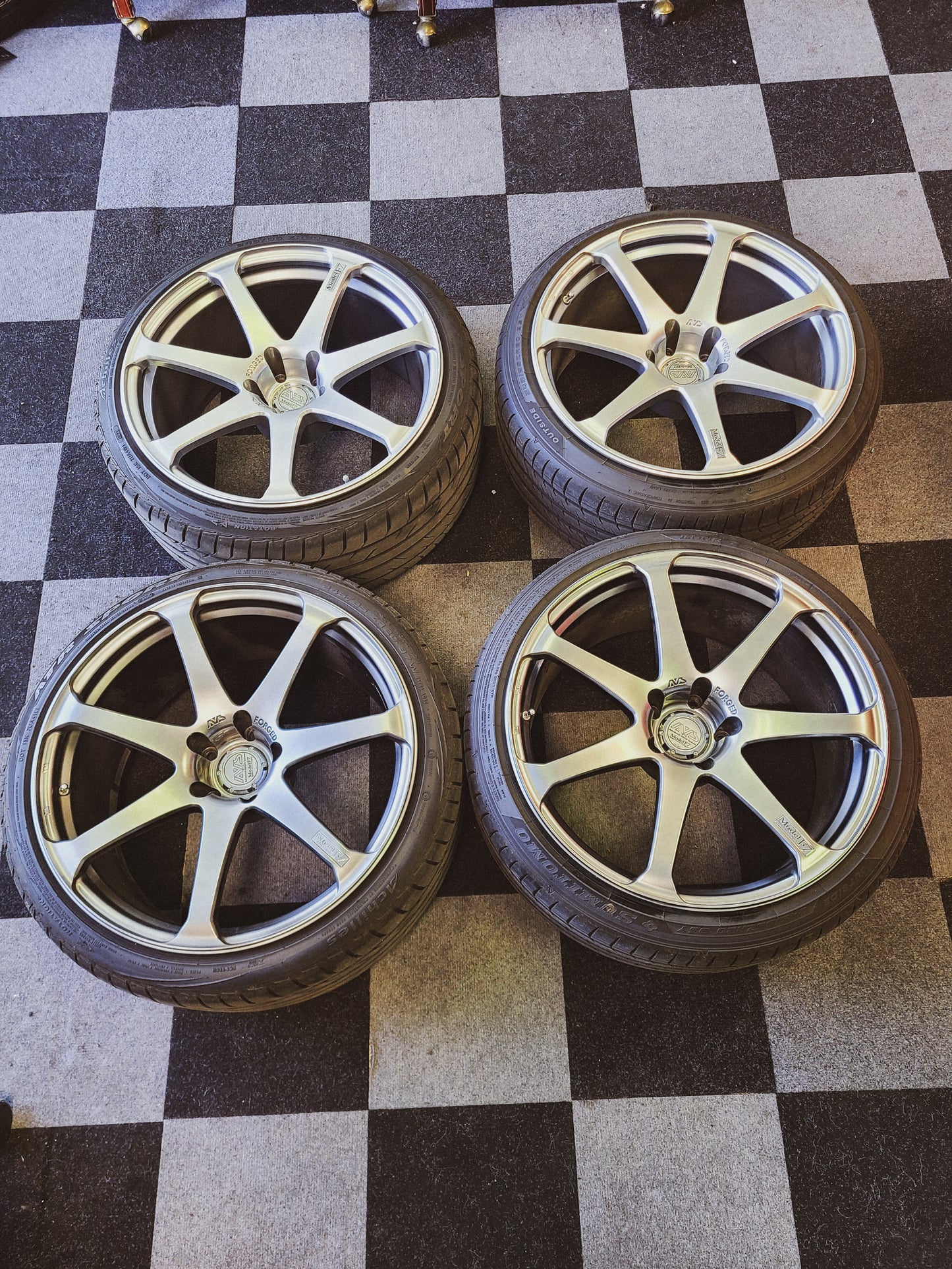 Yokohama AVS Model f7 forged 5x120 20x10 BMW E90 E92 M3 LS460