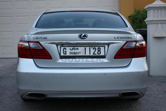 Lexus LS460 LS600hl ver.S OEM rear spoiler