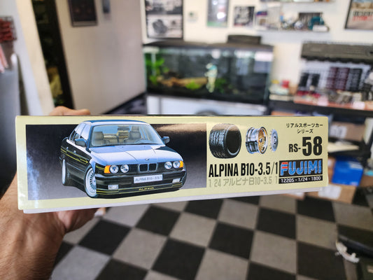 Bmw E34 Alpina b10 1/24 fujimi scale model