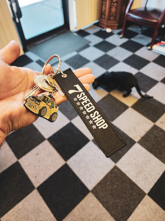 7 speed shop cloth key chain tag