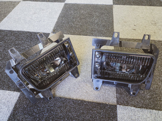 Bmw E30 late model glass fog lights Smoked 325i 318i 325is