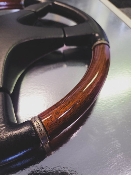 Renoma Paris wood grain steering wheel RARE