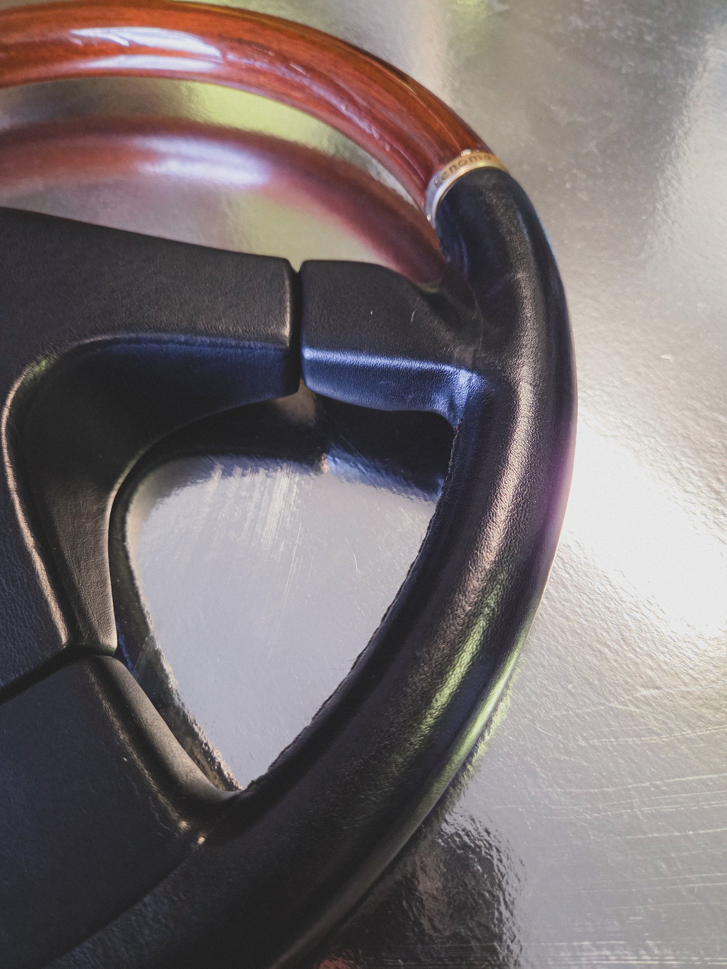 Renoma Paris wood grain steering wheel RARE