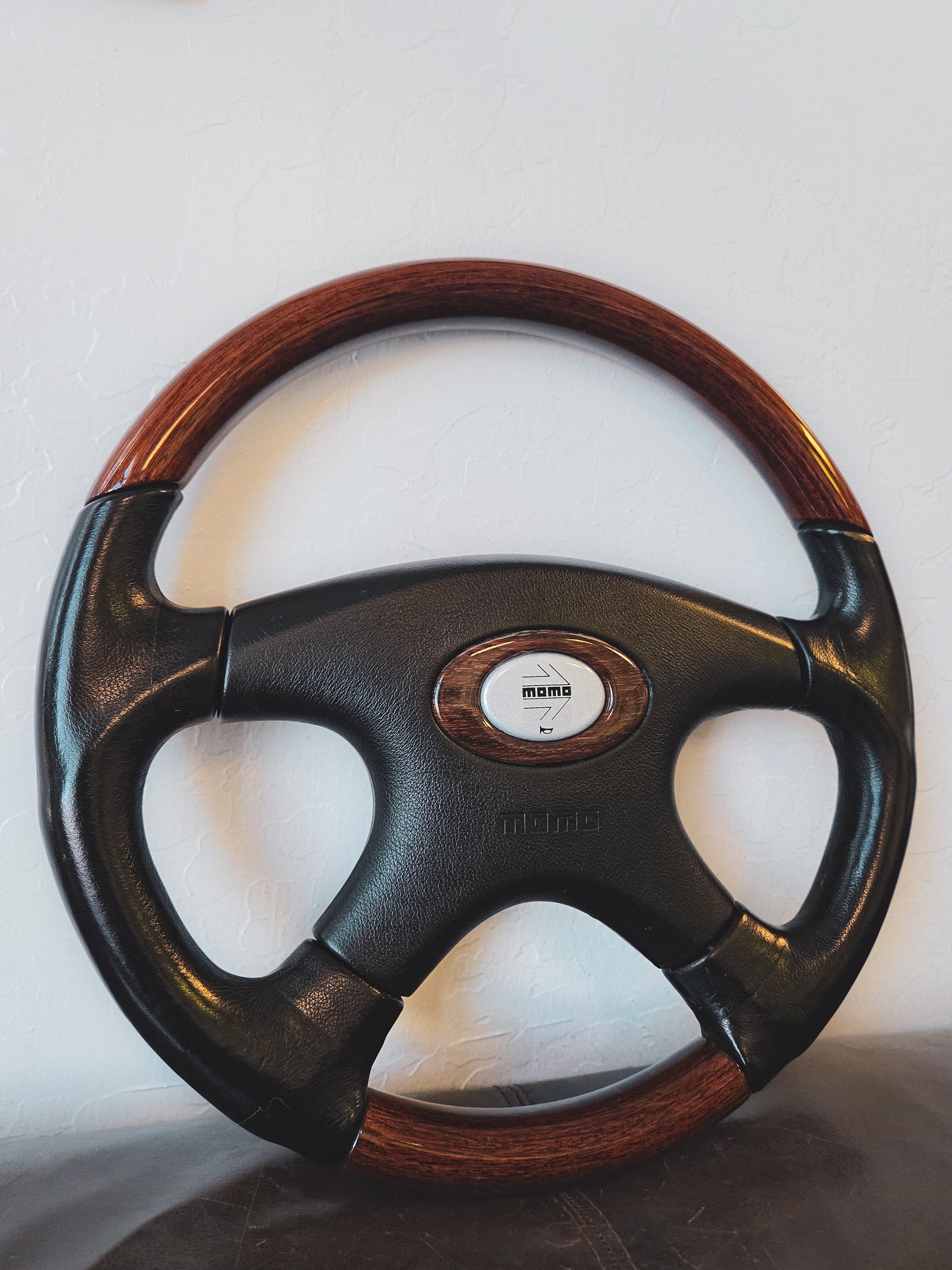 MOMO Regal wood steering wheel 4 spoke