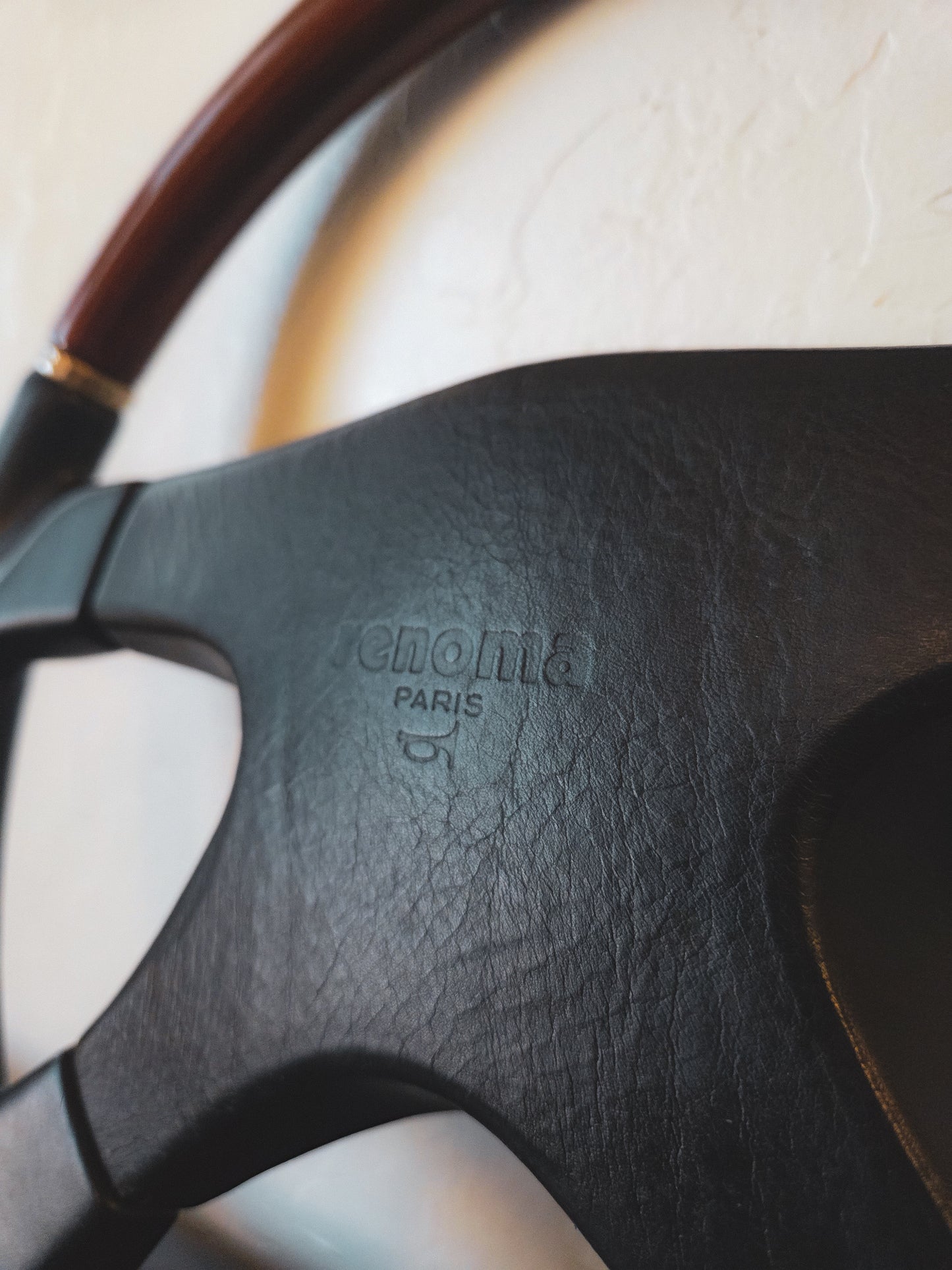 Renoma Paris wood grain steering wheel