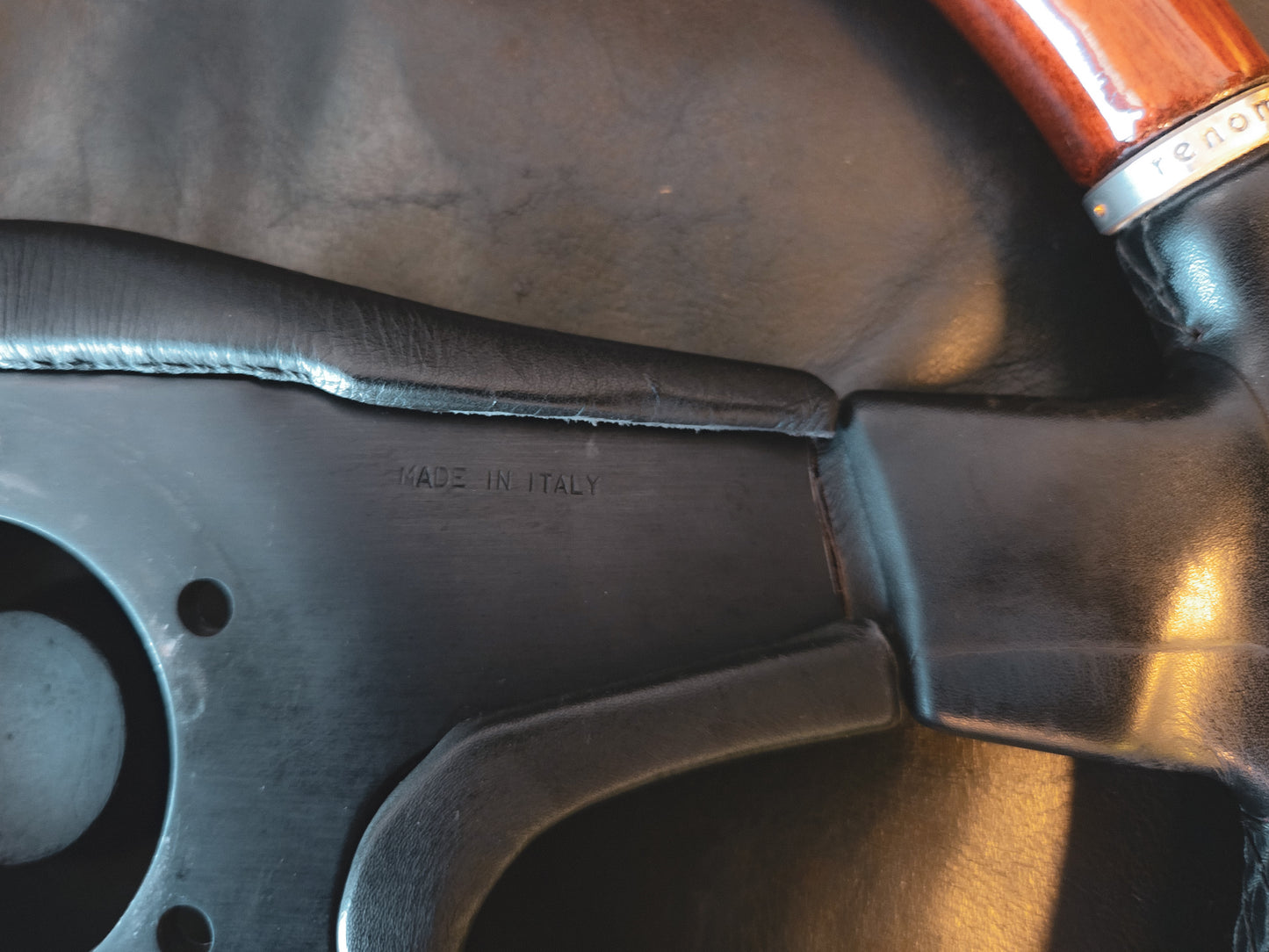 Renoma Paris wood grain steering wheel
