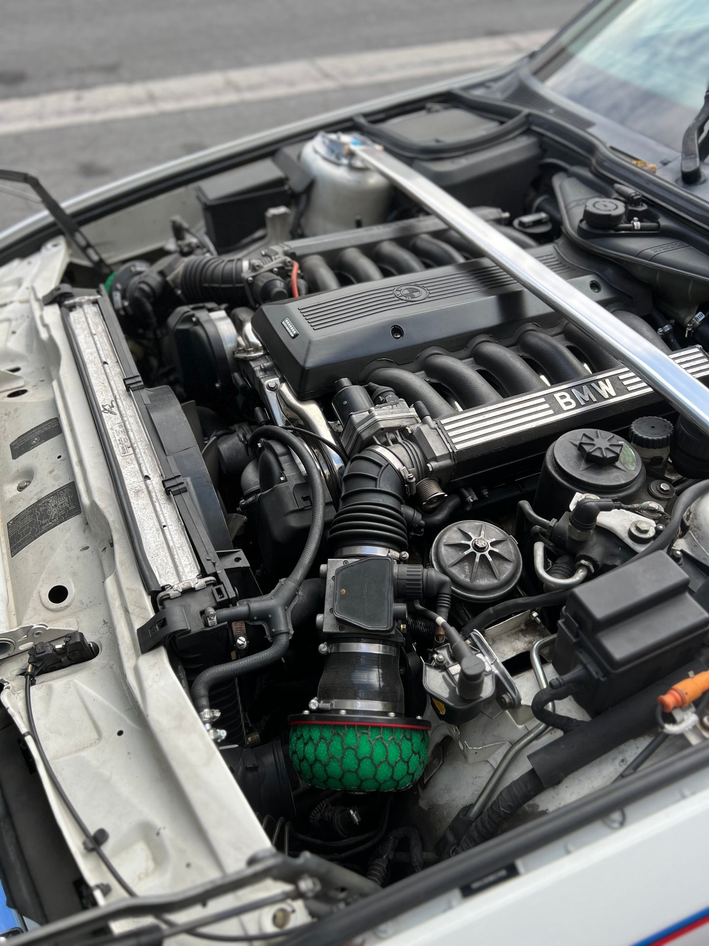 BMW E32 cold air intake M70 V12 7 Speed Shop HKS Performance Intake Kit E32 750iL