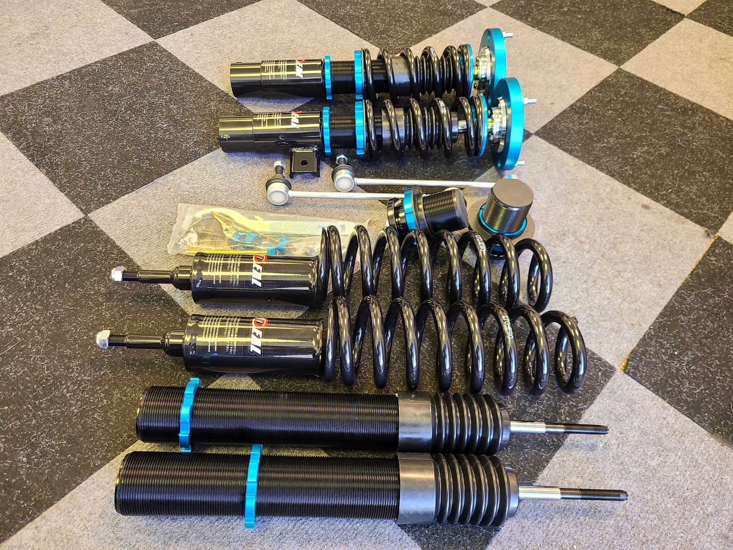 BMW E82 1 series Ideal Japan coilover suspension 135i