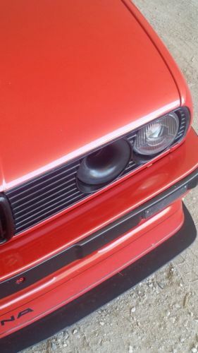 BMW E30 headlight duct