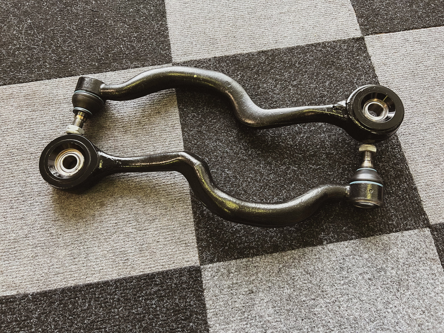 E32 E31 E34 Upgraded Performance Monoball control arms (Tension Strut)